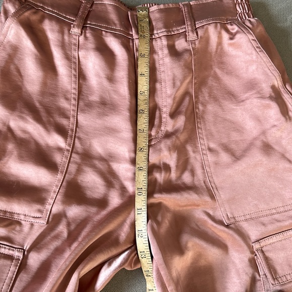 WILD FABLE SMALL SATIN CARGO JOGGERS. Rose gold color Exc Cond. Bundle2Save - Picture 9 of 9